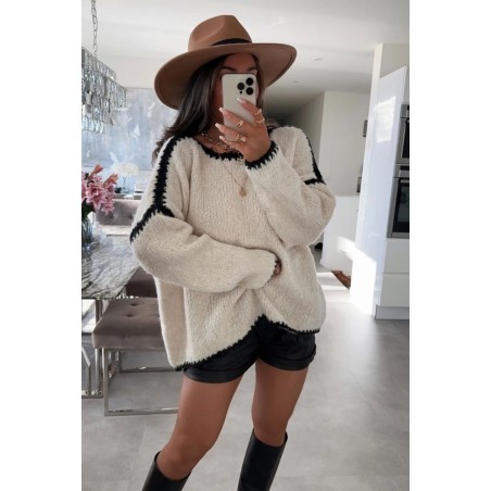 Pull à bordure contrastante